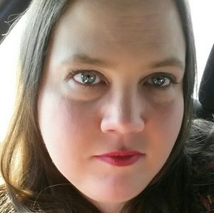 Meet your Posher, Phyllis